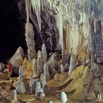 cave